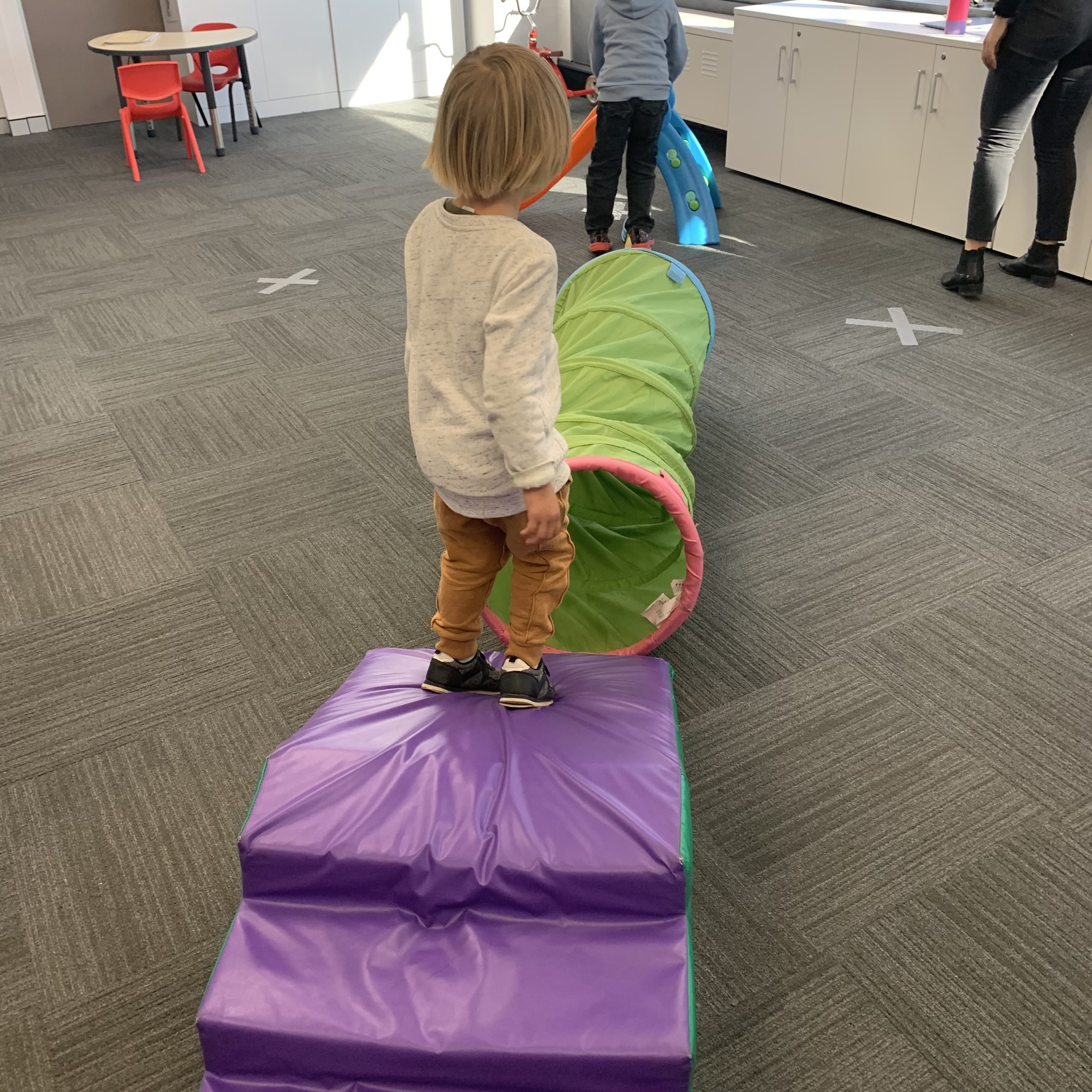 children doing obstacle course in Occupational Therapy session in Bondi Junction and Mascot