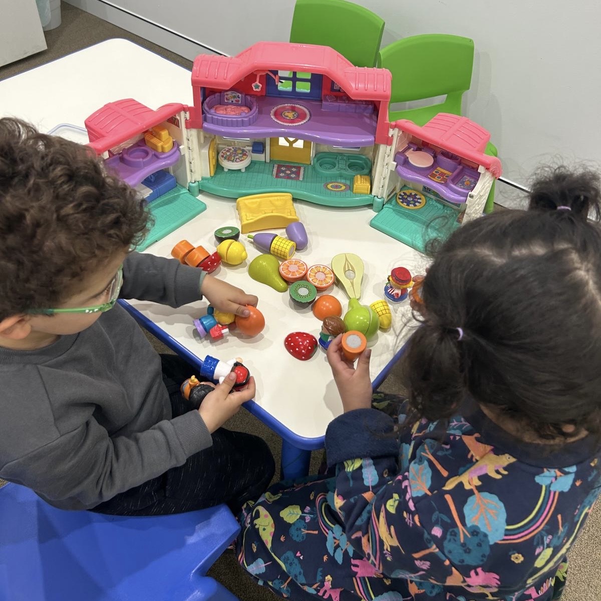 Siblings can help build speech and language skills in speech pathology skills in Bondi junction and mascot