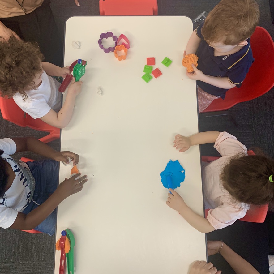 Playdates enhance social skills for these children in our speech pathology, occupational therapy and ESDM clinics in bondi junction and mascot.